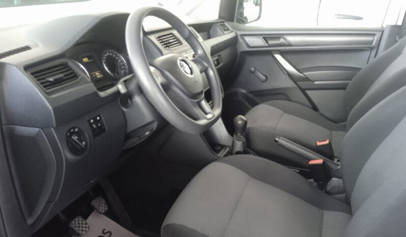 VOLKSWAGEN CADDY MAXI CARGO VAN 1.6LTS 2018 lleno