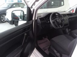 VOLKSWAGEN CADDY MAXI CARGO VAN 1.6LTS 2018 lleno
