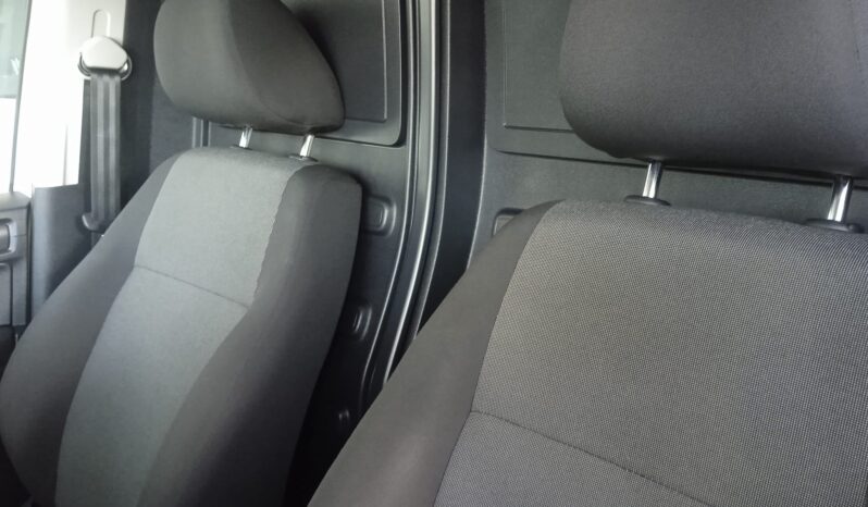 VOLKSWAGEN CADDY MAXI CARGO VAN 1.6LTS 2018 lleno