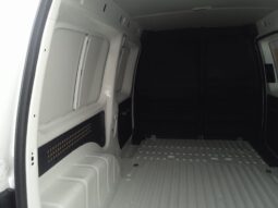 VOLKSWAGEN CADDY MAXI CARGO VAN 1.6LTS 2018 lleno
