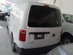 VOLKSWAGEN CADDY MAXI CARGO VAN 1.6LTS 2018 lleno