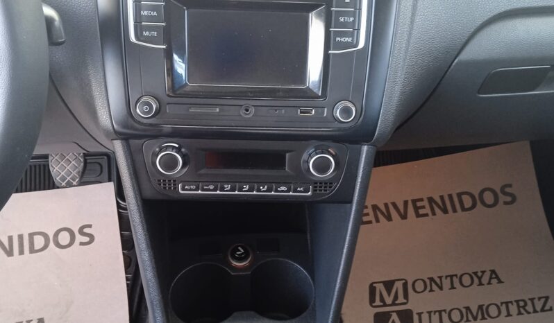 VOLKSWAGEN VENTO HIGHLINE 2018 lleno