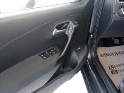 VOLKSWAGEN VENTO HIGHLINE 2018 lleno