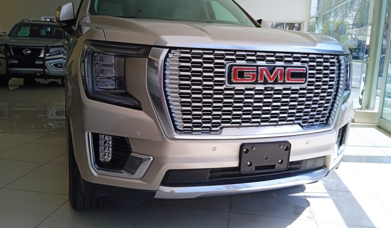 GMC YUKON DENALI 2023 lleno