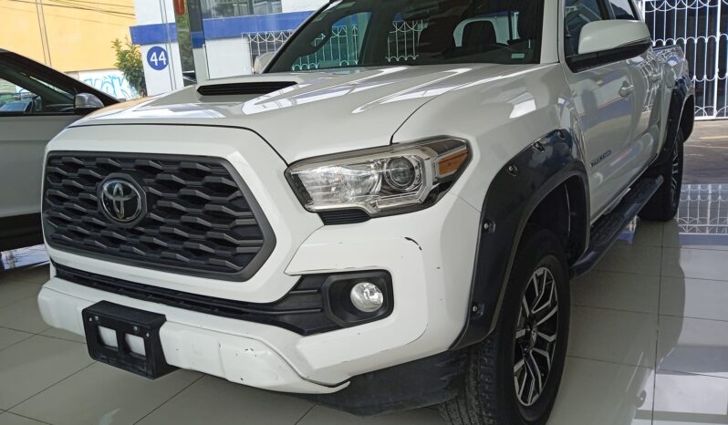 TOYOTA TACOMA 2020 4X4 lleno