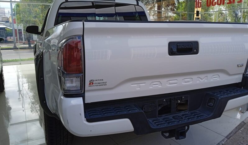 TOYOTA TACOMA 2020 4X4 lleno