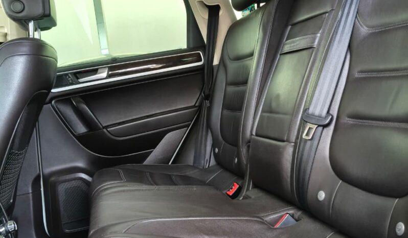 VW Touareg Premium lleno