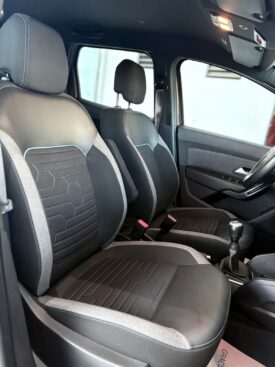 Renault Duster Iconic