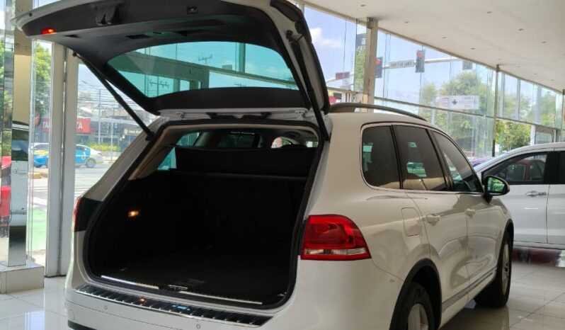 VW Touareg Premium lleno