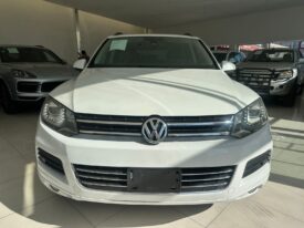 VW Touareg Premium