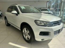 VW Touareg Premium