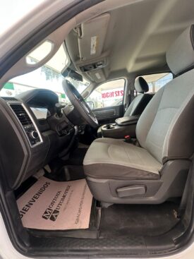 Dodge Ram 1500 SLT