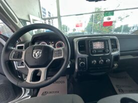 Dodge Ram 1500 SLT