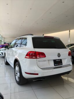 VW Touareg Premium lleno