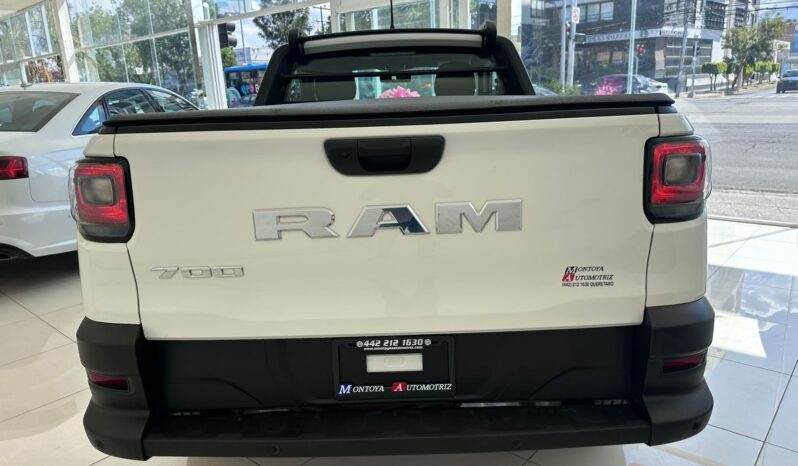 Dodge Ram 700 Trandesman lleno