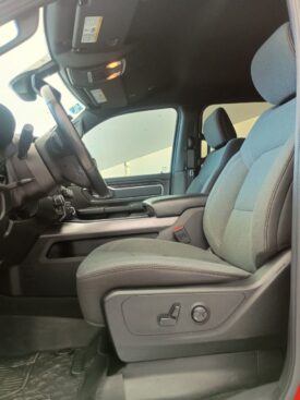 Dodge Ram 1500 BIGHORN