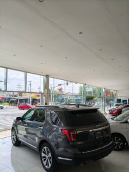 Ford Explorer Limited lleno