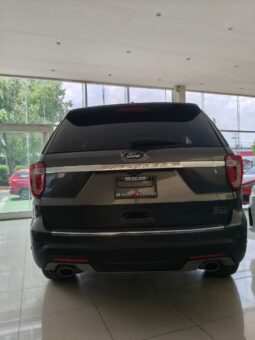 Ford Explorer Limited lleno