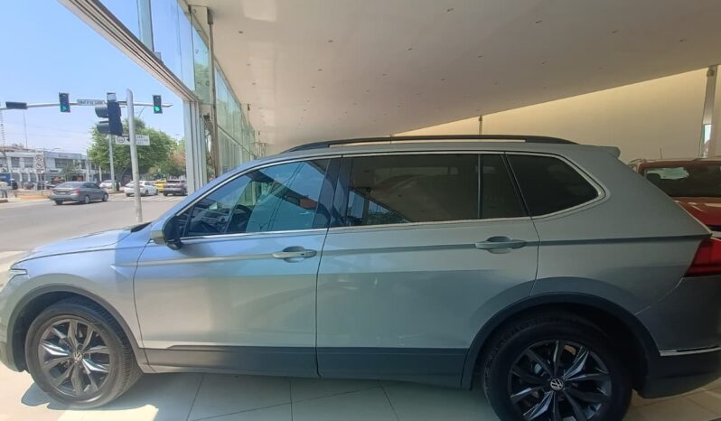 VW Tiguan Confortline 2022 lleno
