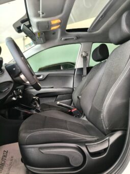 Kia Rio 2018 lleno