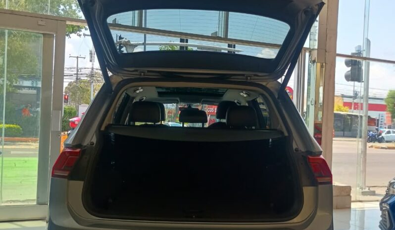 VW Tiguan Confortline 2022 lleno
