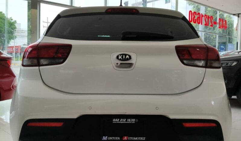 Kia Rio 2018 lleno