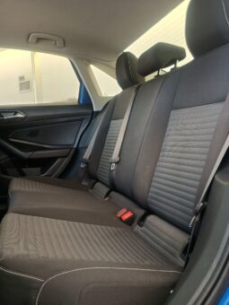 VW Jetta Confortline 2022 lleno