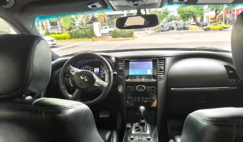 Infiniti QX70 2017 lleno