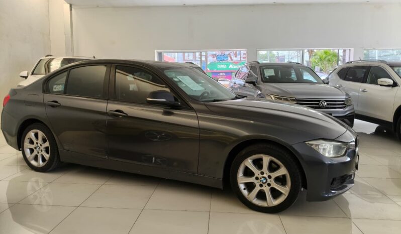 BMW 320IA 2014 lleno