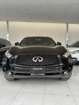Infiniti QX70 2017 lleno