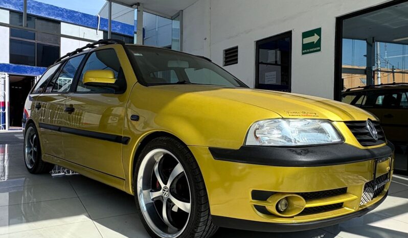 VW Pointer Station Wagon 2003 lleno