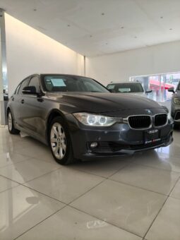 BMW 320IA 2014 lleno