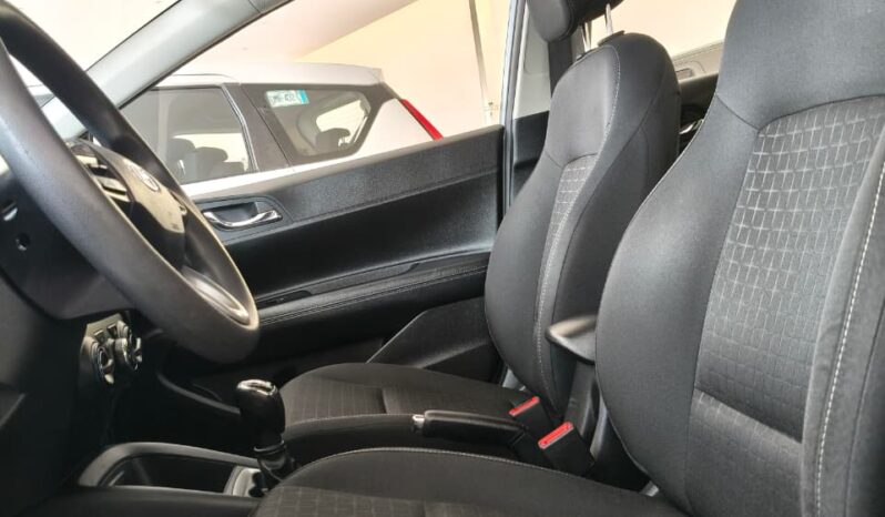 Hyundai HB20 GL 2023 lleno