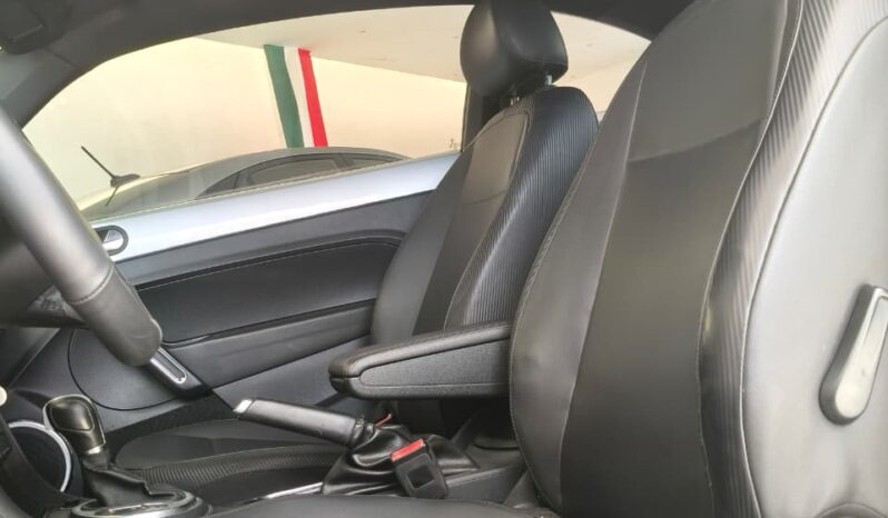 VW BEETLE SPORT 2012 lleno