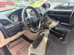 Dodge Grand Caravan 2017 lleno