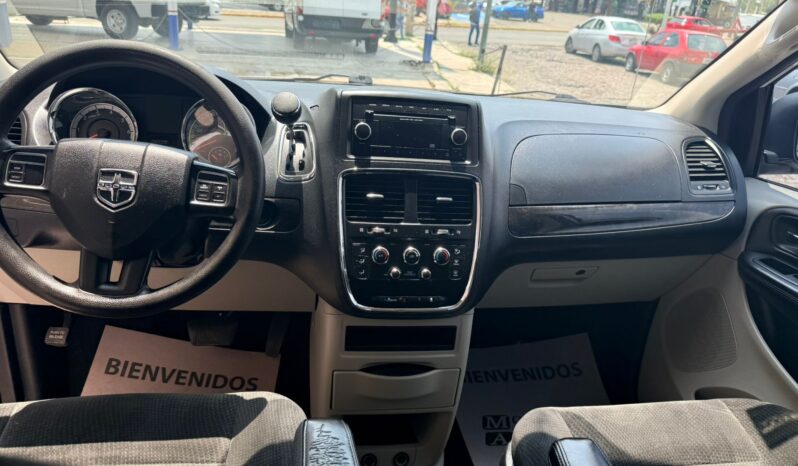Dodge Grand Caravan 2017 lleno