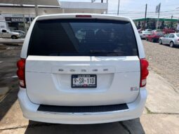 Dodge Grand Caravan 2017 lleno