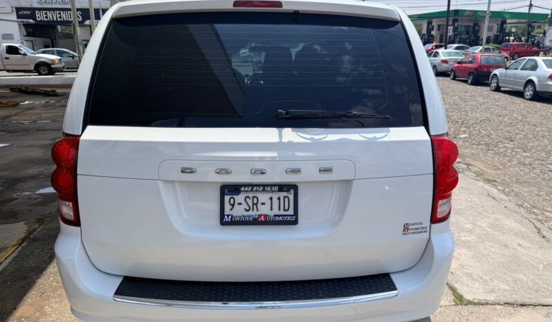 Dodge Grand Caravan 2017 lleno