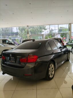 BMW 320IA 2014 lleno