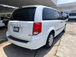 Dodge Grand Caravan 2017 lleno