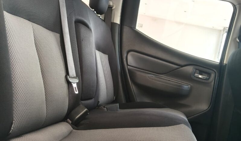 Mitsubishi L200 2018 lleno