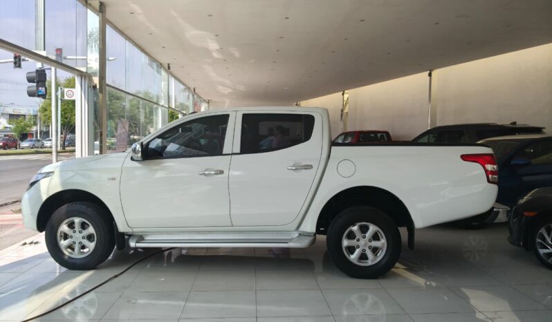 Mitsubishi L200 2018 lleno