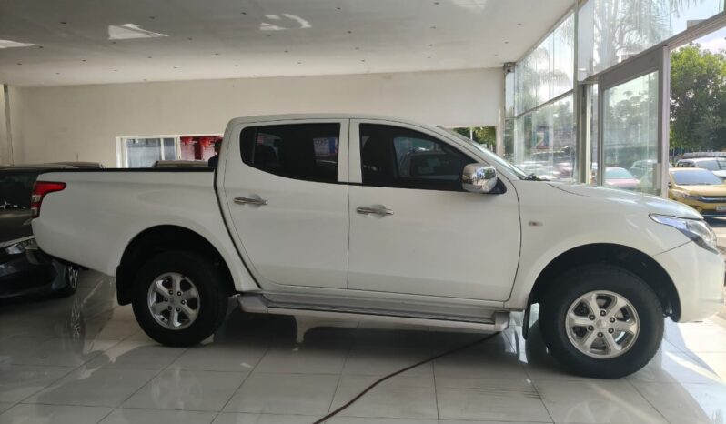 Mitsubishi L200 2018 lleno
