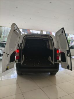 PEUGEOT PARTNER MAXI PACK 2024 lleno