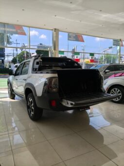 RENAULT OROCH OUTSIDER 2024 lleno