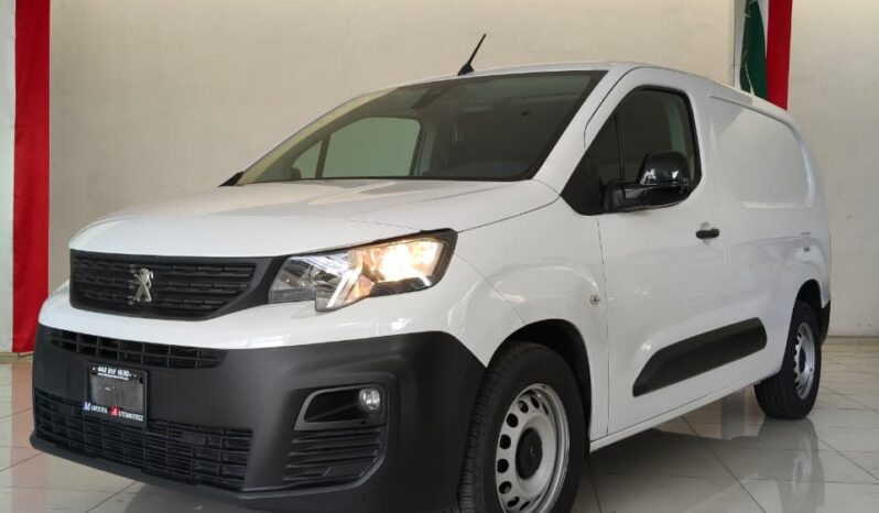 PEUGEOT PARTNER MAXI PACK 2024 lleno