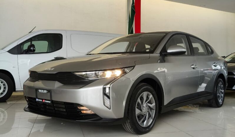 KIA K3 L 2025 lleno