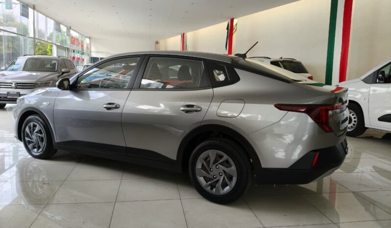 KIA K3 L 2025 lleno