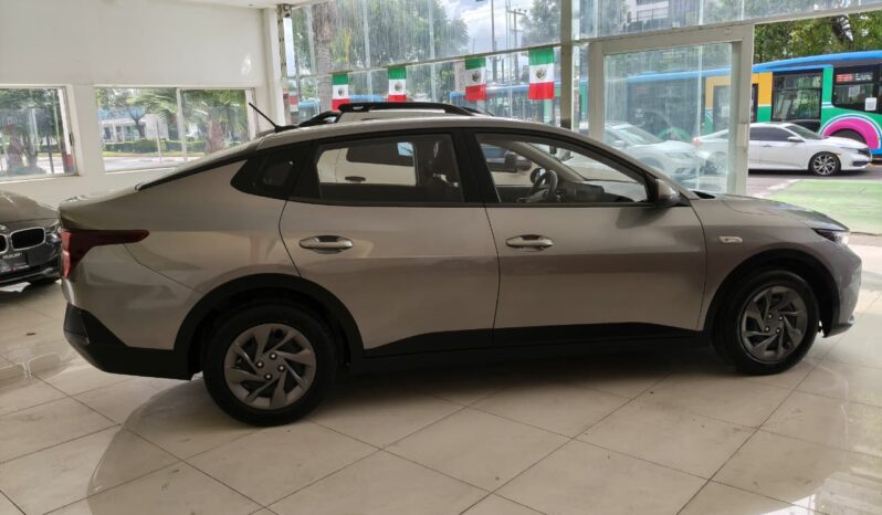 KIA K3 L 2025 lleno