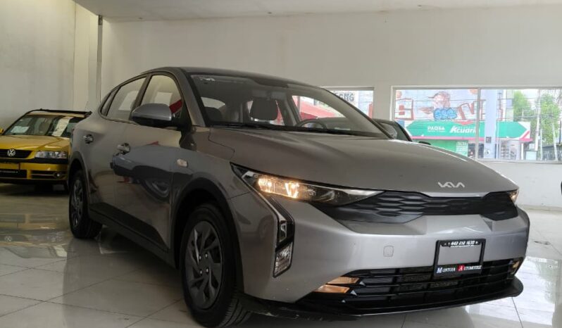 KIA K3 L 2025 lleno